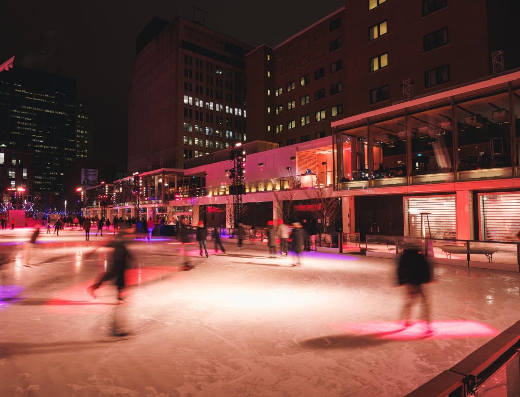 Inauguration de la patinoire de l'esplanade Tranquille dans le Quartier des spectacles