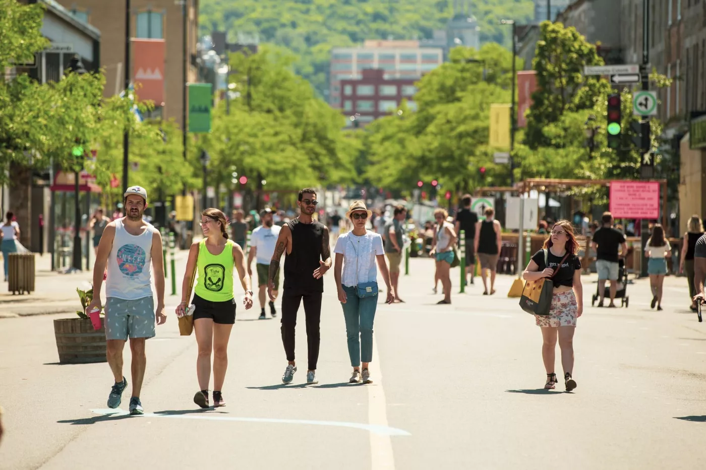 Montréal présente les rues piétonnes où profiter de l'été 2023
