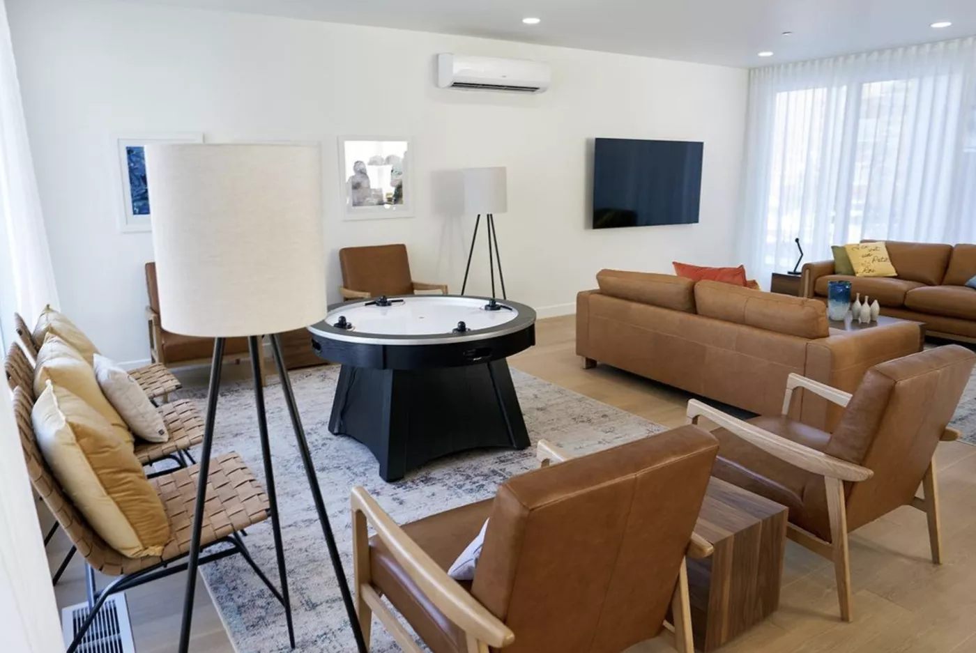 Inauguration de la Maison intelligente : une maison adaptée pour huit jeunes ayant une déficience intellectuelle ou un trouble du spectre de l'autisme